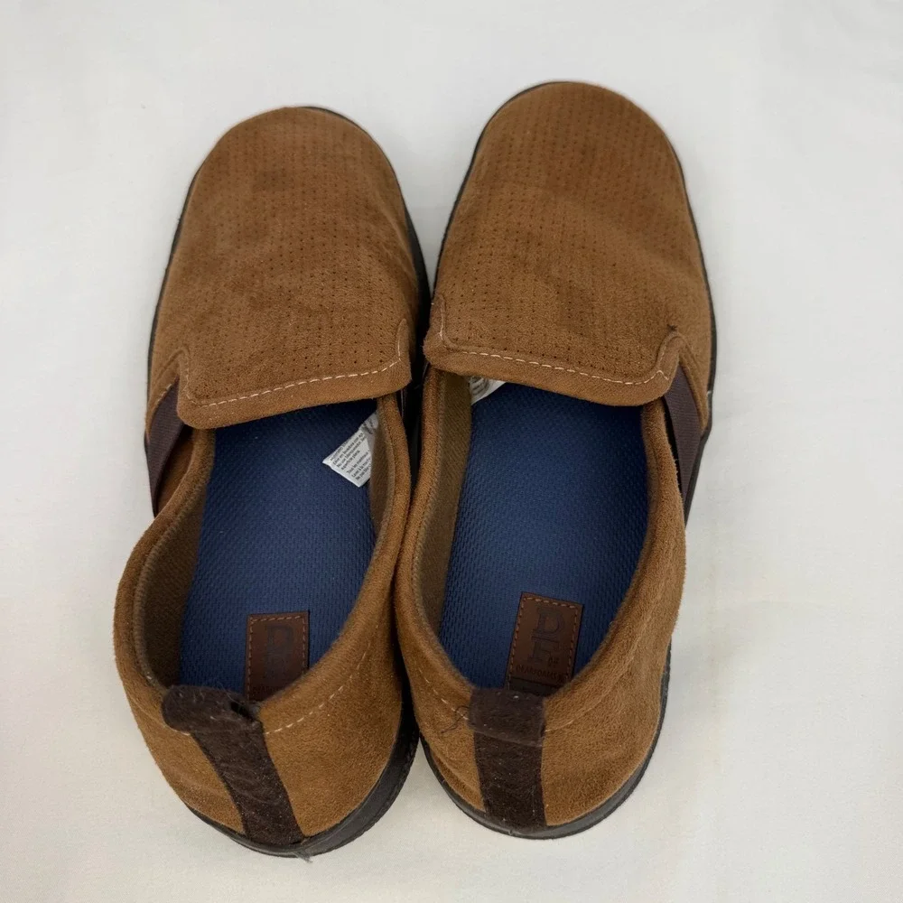 Dearfoams Mens Perforated Microsuede Slip On Loafers Brown Size Medium 9-10